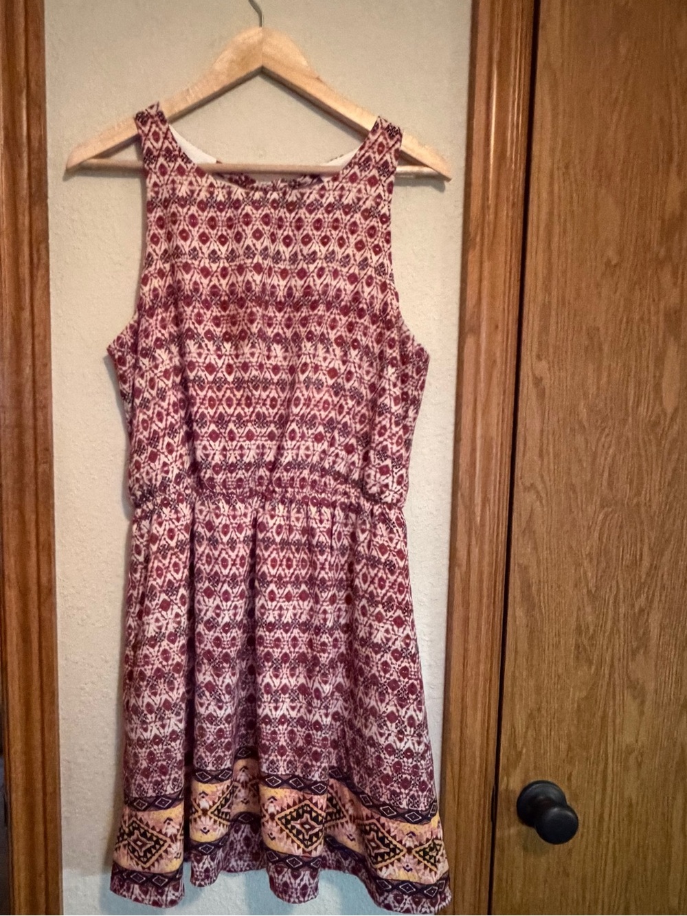 Xhilaration Maroon and Cream Sleeveless Mini Dress